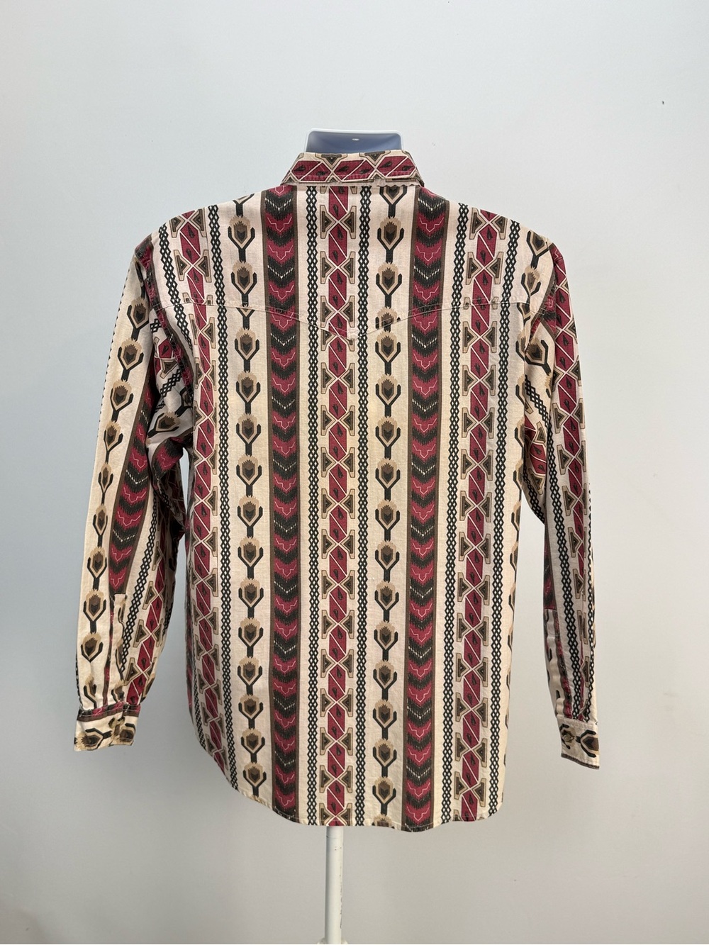 LEGACY Men's Cream, burgundy black Western Stripe Button-Down Shirt size M - Picture 6 of 12